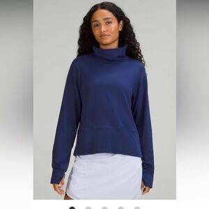 Lululemon Ready to Rulu Pullover, Night Sea, size 6